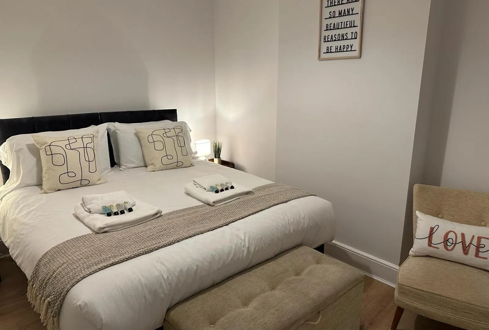 3 Bed Chill Glouc Free Parking Villa Gloucester 0*,  United Kingdom