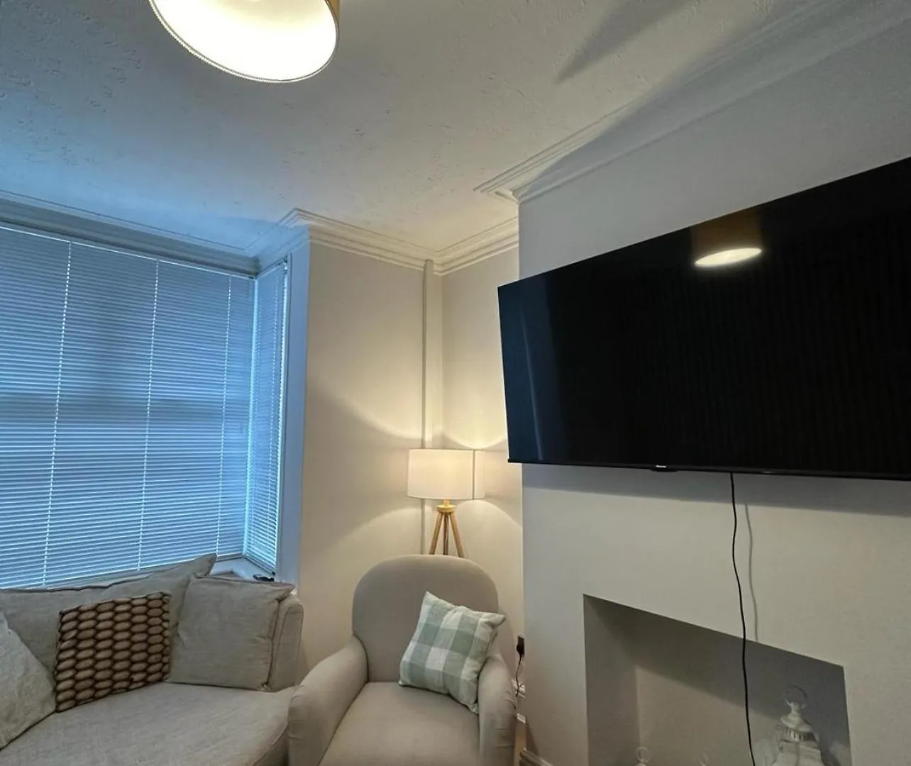 3 Bed Chill Glouc Free Parking Villa Gloucester Holiday home