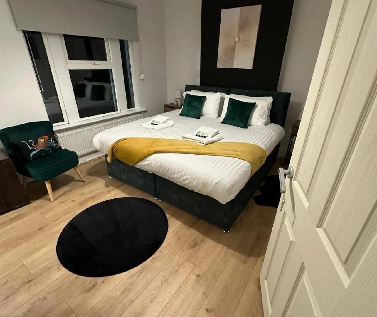 3 Bed Chill Glouc Free Parking Villa Gloucester
