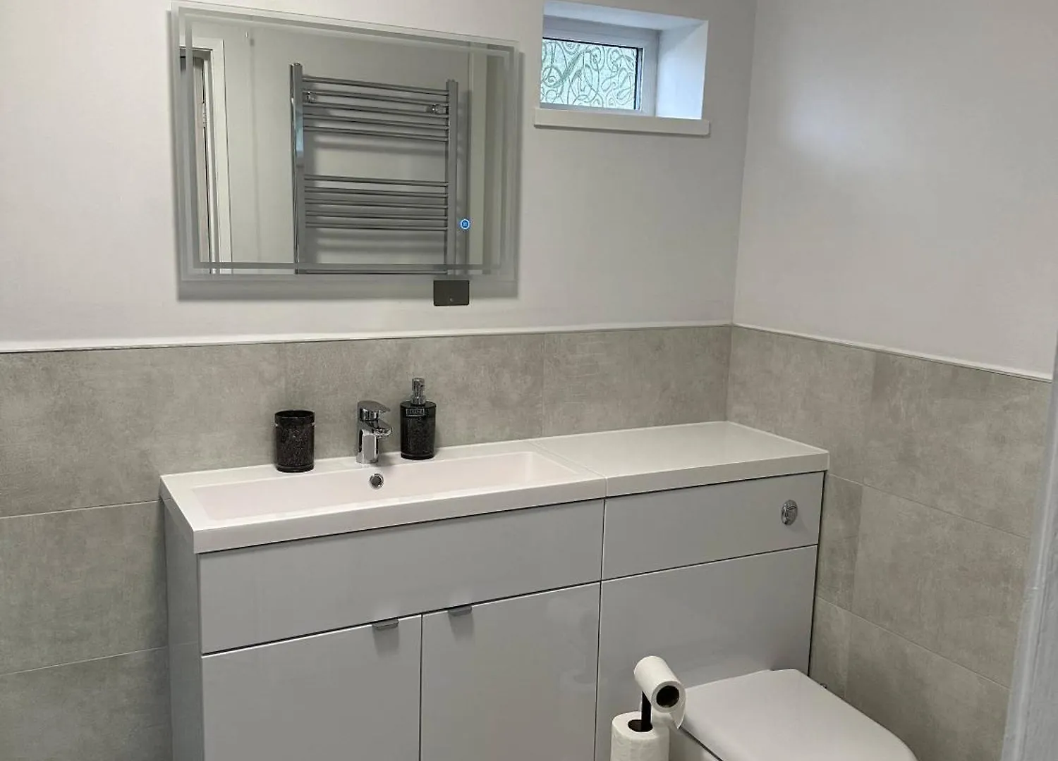 3 Bed Chill Glouc Free Parking Villa Gloucester